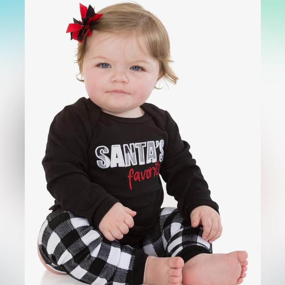 BOGO‼️3 Pairs Danzy Black and Gray Leg Warmers Baby Set